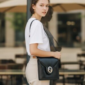 Authentic Gucci Vintage 70s Shoulder Flap Bag